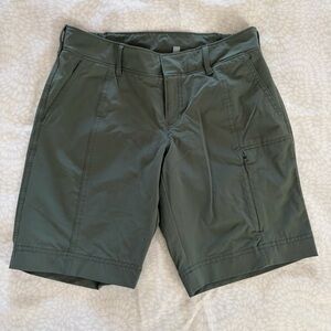Athleta Trekkie Bermuda 2.0 Shorts